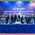 VINFAST HỢP TÁC VỚI 30 TRƯỜNG ĐẠI HỌC, CAO ĐẲNG – CHUẨN HÓA CHƯƠNG TRÌNH VÀ CHẤT LƯỢNG ĐÀO TẠO KỸ SƯ Ô TÔ ĐIỆN