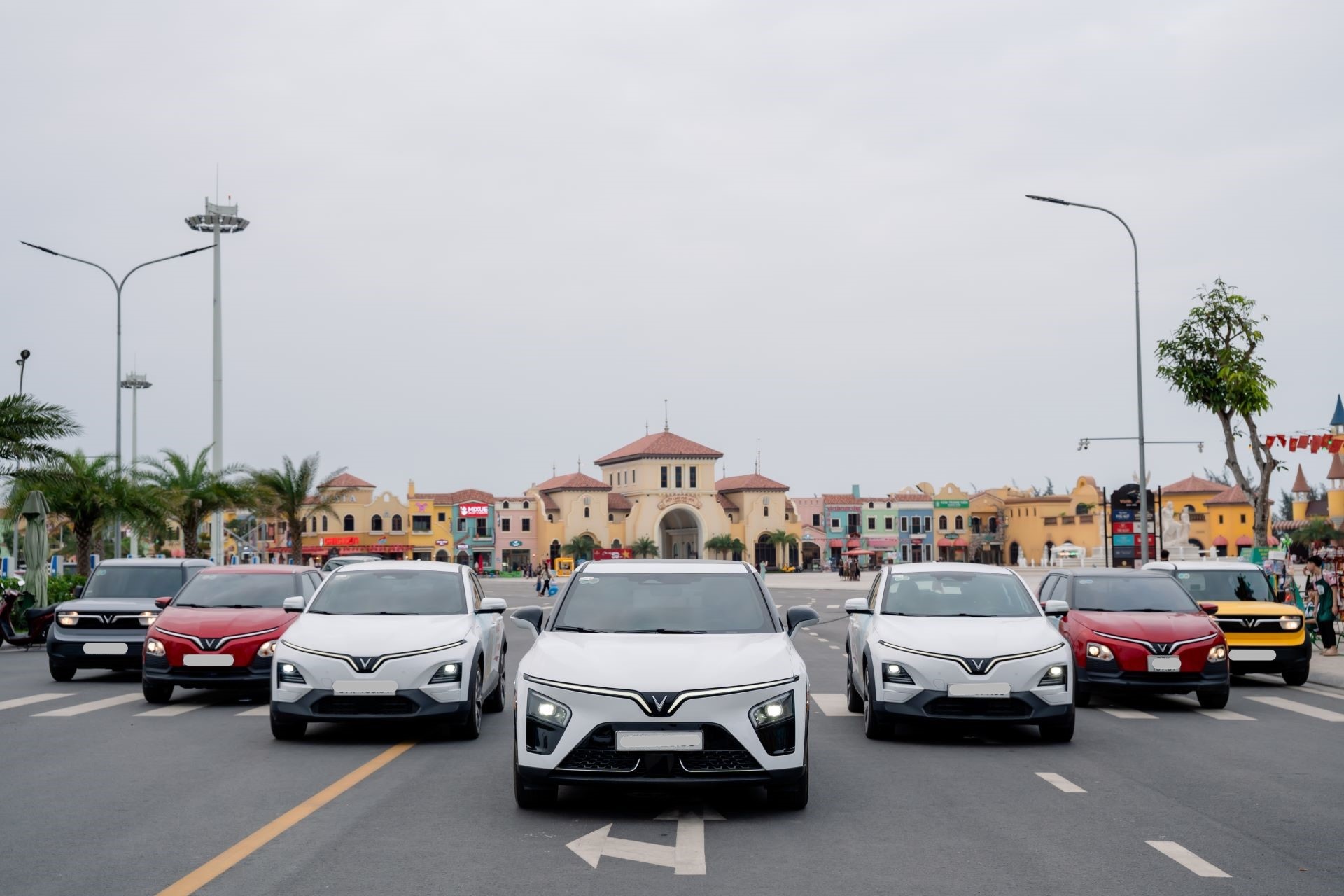 Kỷ lục doanh số tháng 3/2026 với 27.609 xe ô tô điện VinFast bàn giao đến khách hàng